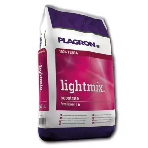 Plagron Light Mix with perlite - Lightly fertilised soil for controlled growth