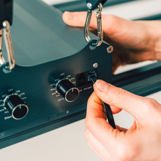 Cannlab LED Grow Lampe 320W + UV30W - spectre complet, Samsung & Osram, contrôleur